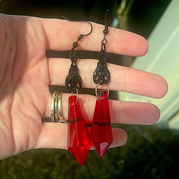 Red Drop & Bat Earrings - Picture 1 of 4